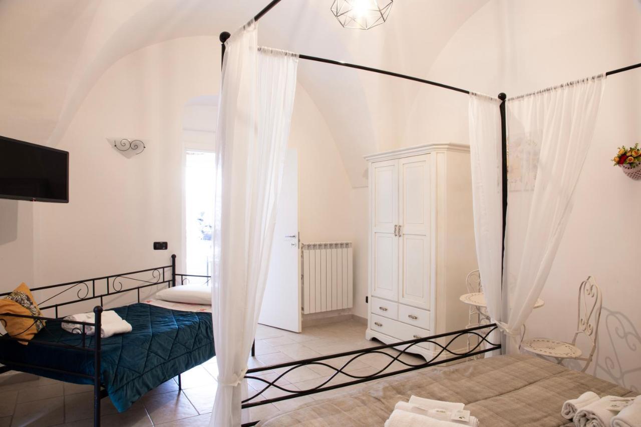 Dimora Guerrieri Hotel บรินดิซิ ภายนอก รูปภาพ