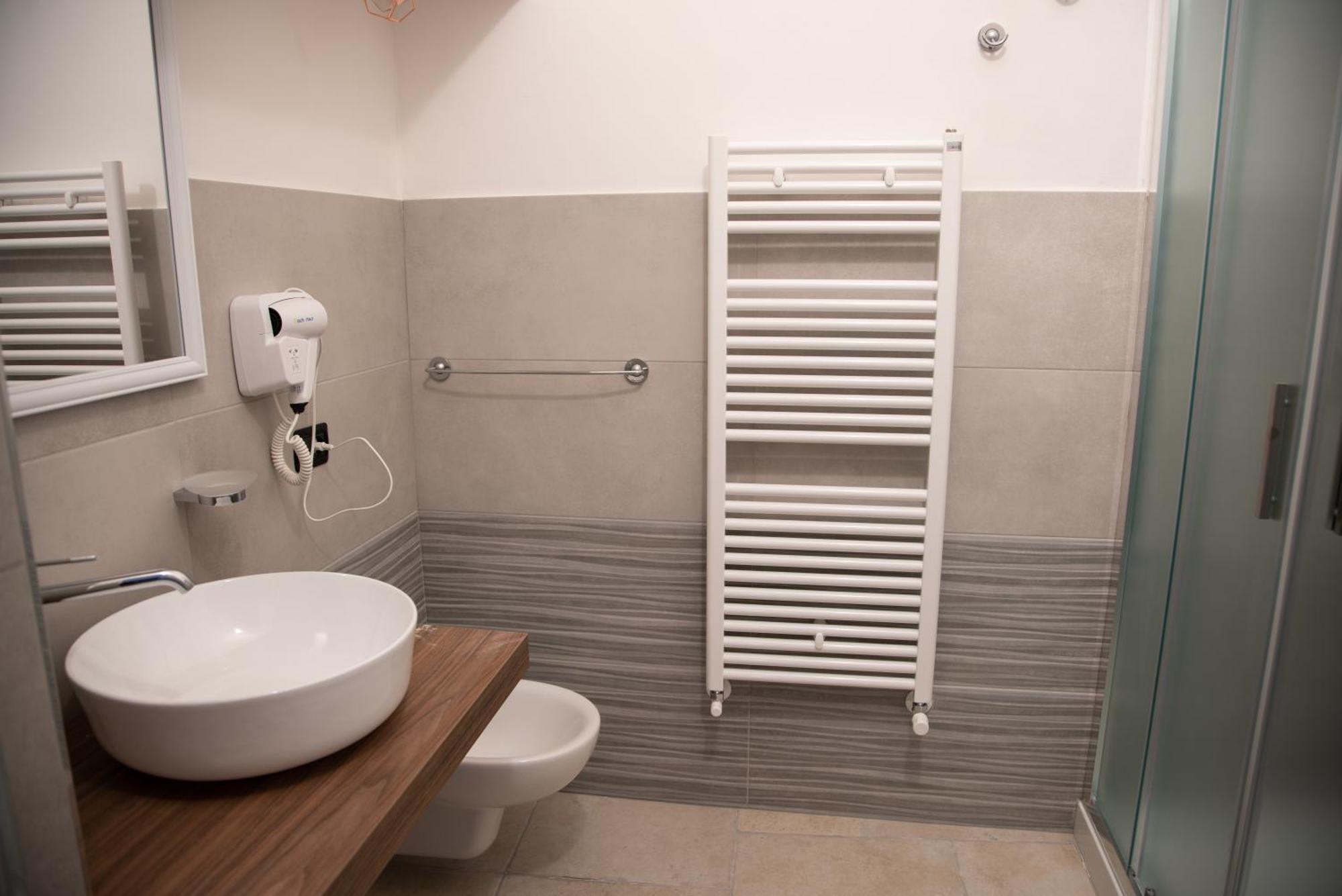 Dimora Guerrieri Hotel บรินดิซิ ภายนอก รูปภาพ